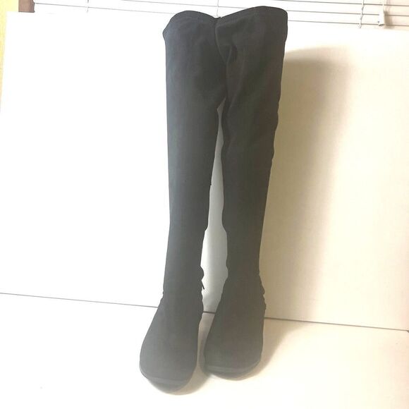 Madden Girl Women 7.5M Black Faux Suede Over The Knee Boots Pull On/Zip Low Heel - Picture 2 of 10